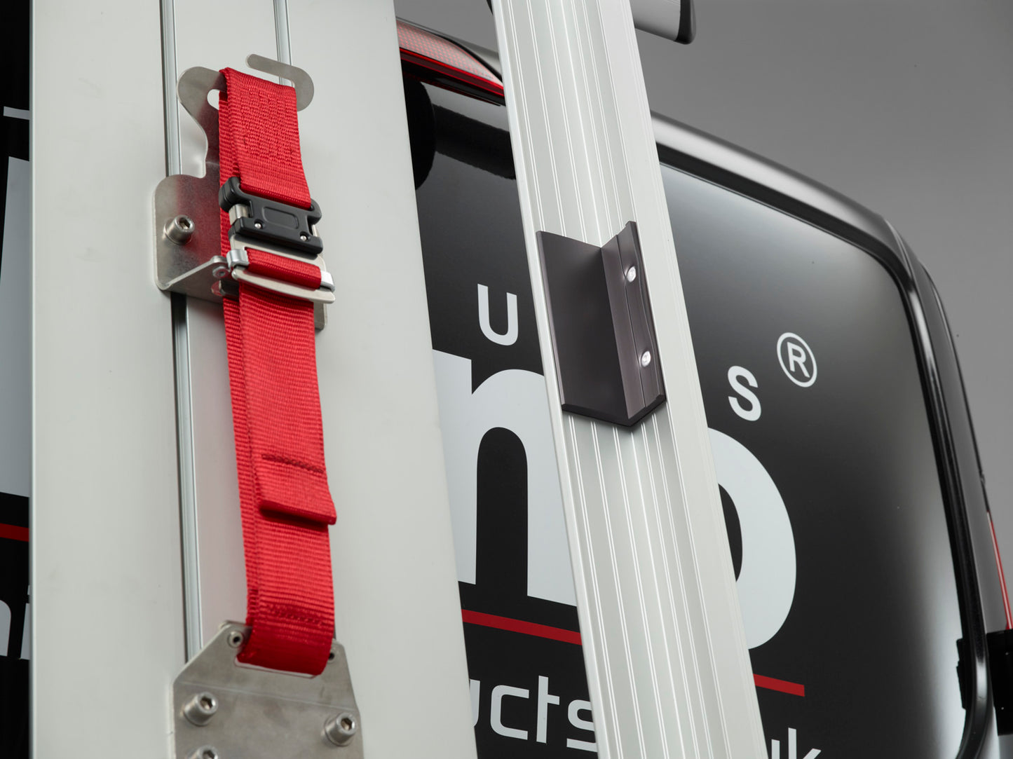 Rhino SafeStow4 – Mercedes Sprinter 2018>