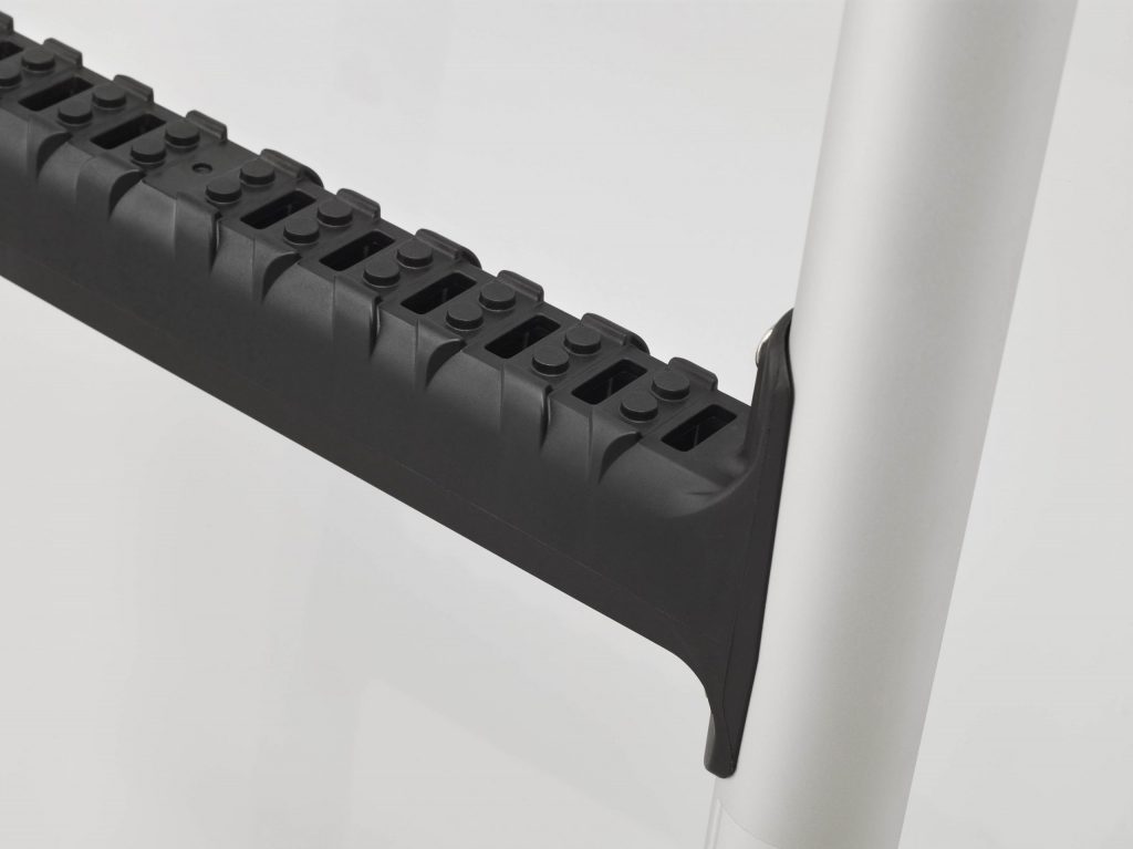 Rhino VanLadder – Farizon SV 2025>